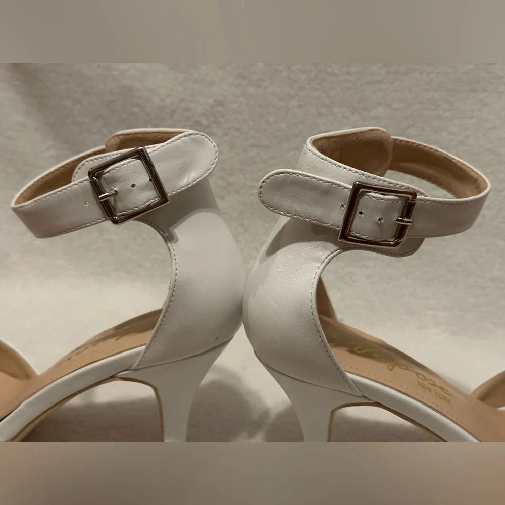 Vepose New York Heels - Picture 10 of 12